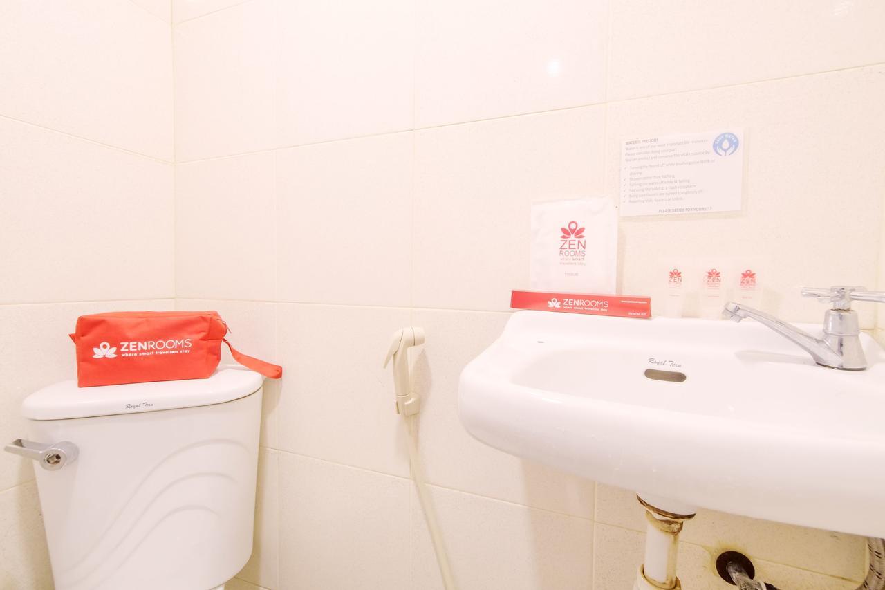 ZEN Hostel Danlig St. Makati Makati City Exteriör bild